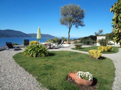 Residence U Melu Grand T3 Jaune A L'Etage Tiuccia Bagian luar foto